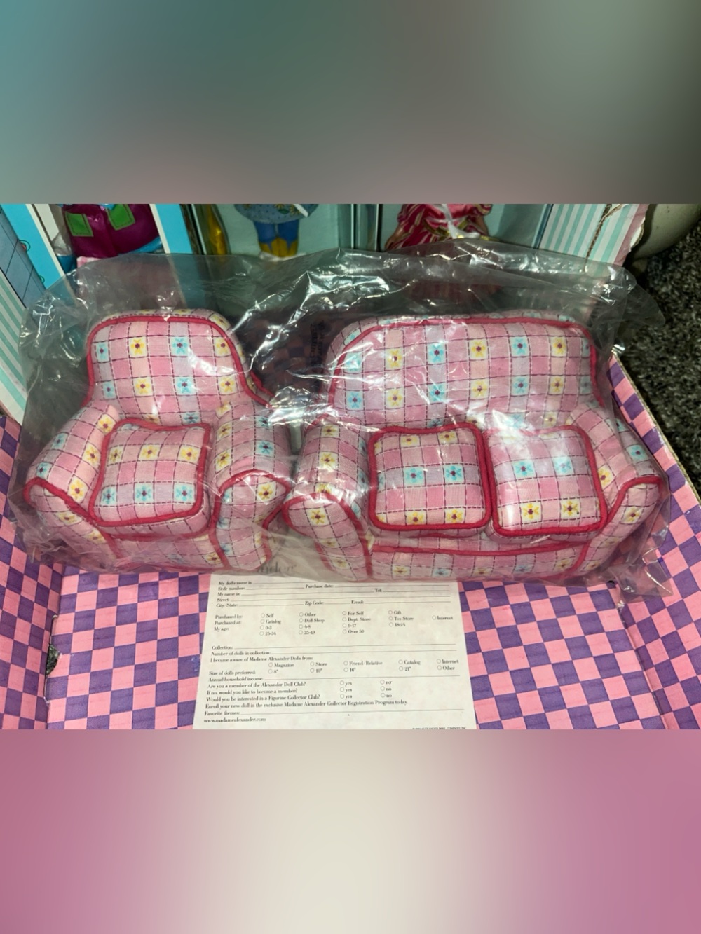 Madame Alexander Sealed Vintage Pink Plaid Plush Doll Sofa